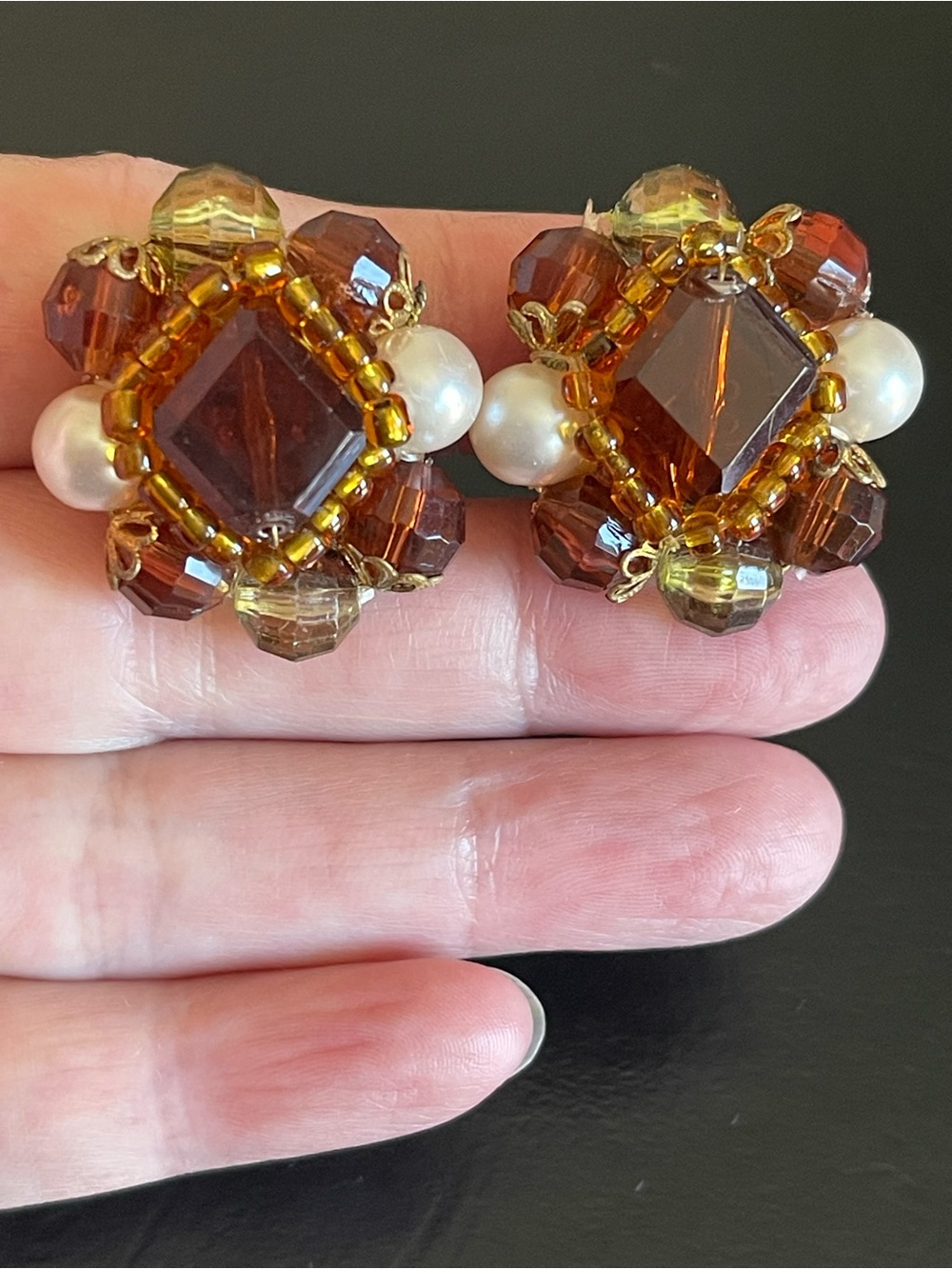 10 pairs Vintage Japan West Germany clip on earrings. - Picture 11 of 12